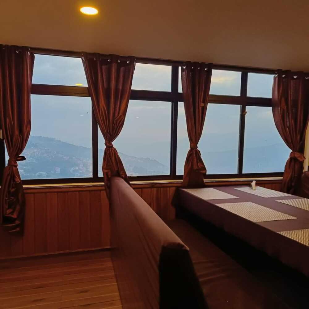 Hotel Royal Гангток Экстерьер фото