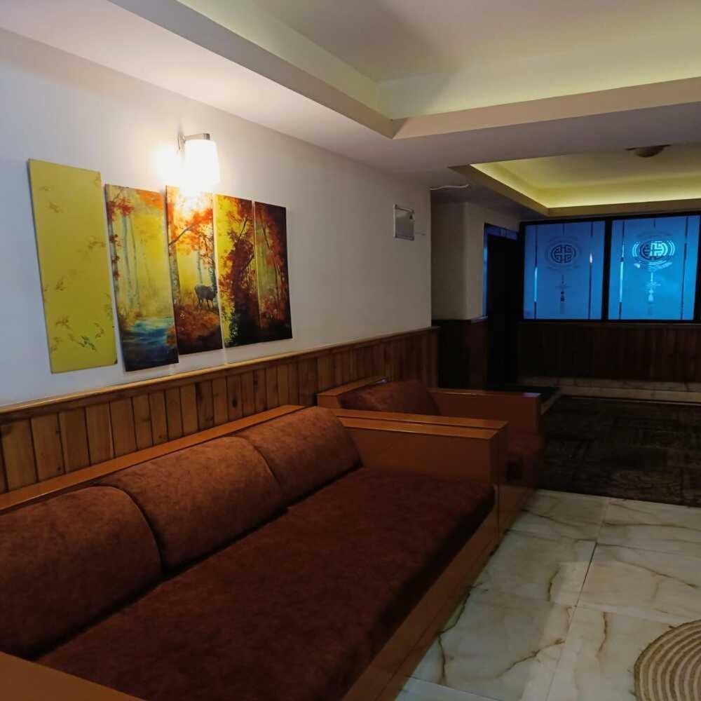 Hotel Royal Гангток Экстерьер фото